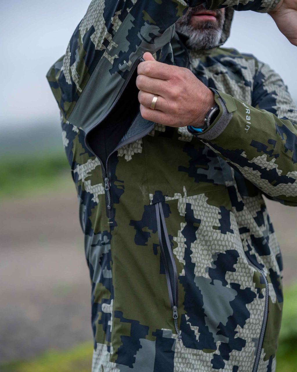 Chugach TR Rain Jacket | Vias